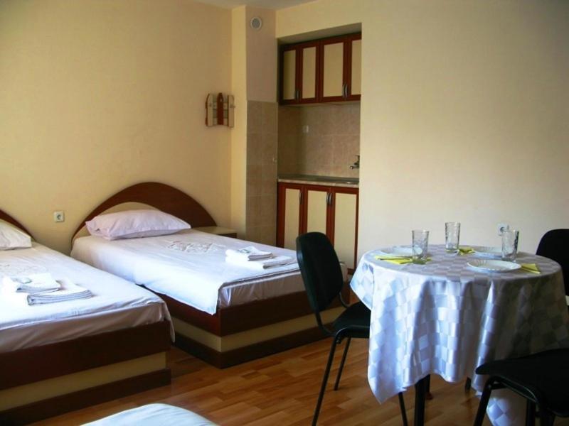 Hotel Nakra Radnevo Номер фото